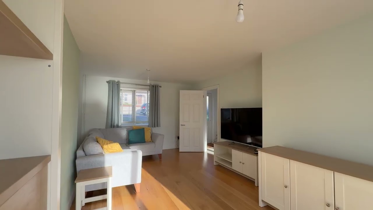 SUPERBLY PRESENTED SEMI-DETACHED HOME IN SALISBURY, IDEAL FOR A FIRST TIME BUYER!