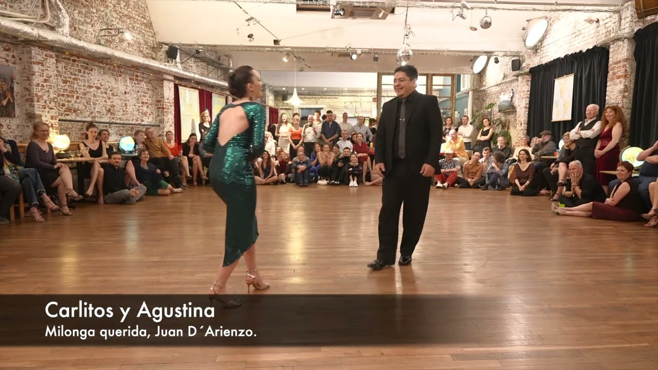 Carlos Espinoza & Agustina Piaggo 