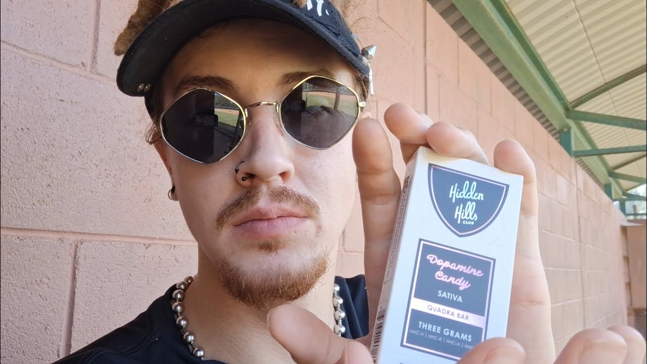Hidden Hills Quadra Bar Dopamine Candy Disposable Vape Review