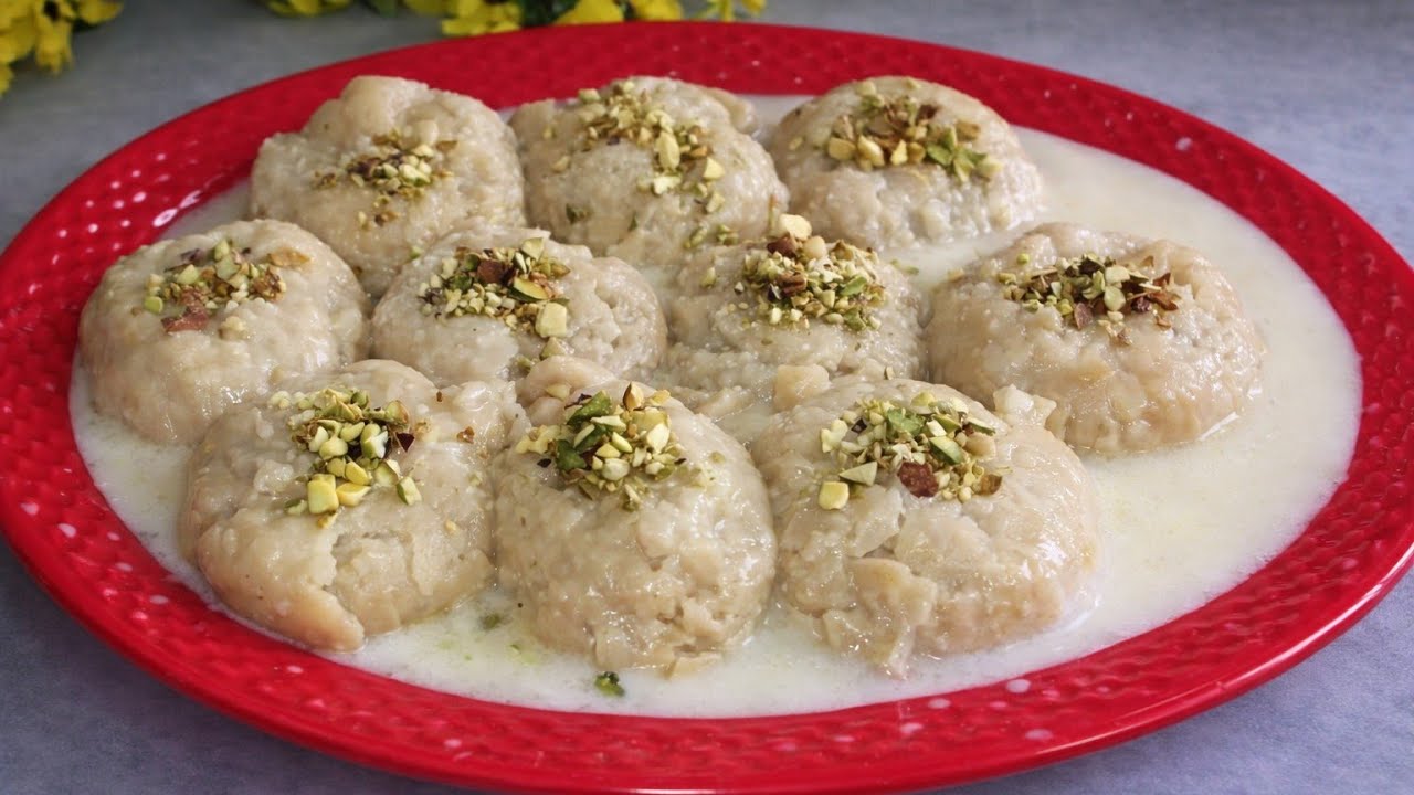 শুধুমাত্র আটা আর ১ টা ডিম থাকলে বানাতে পারবেন মজাদার মিষ্টি পিঠা রেসিপি || Dudh pakon pitha recipe 