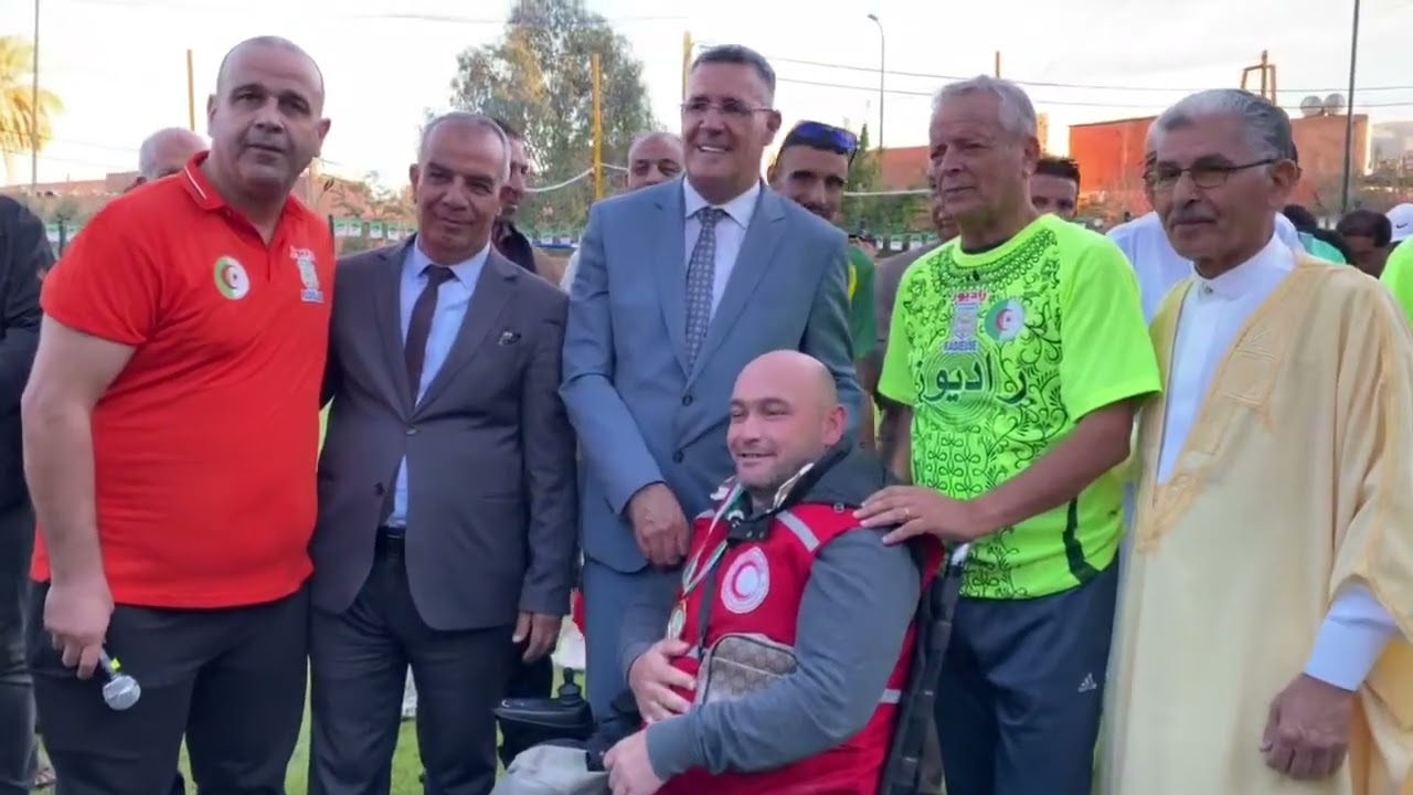 راديوز تشارك و تحتفل مع شباب عين الصفراء بولاية النعامة بمناسبة ذكري أول نوفمبر،بحضور والي الولاية