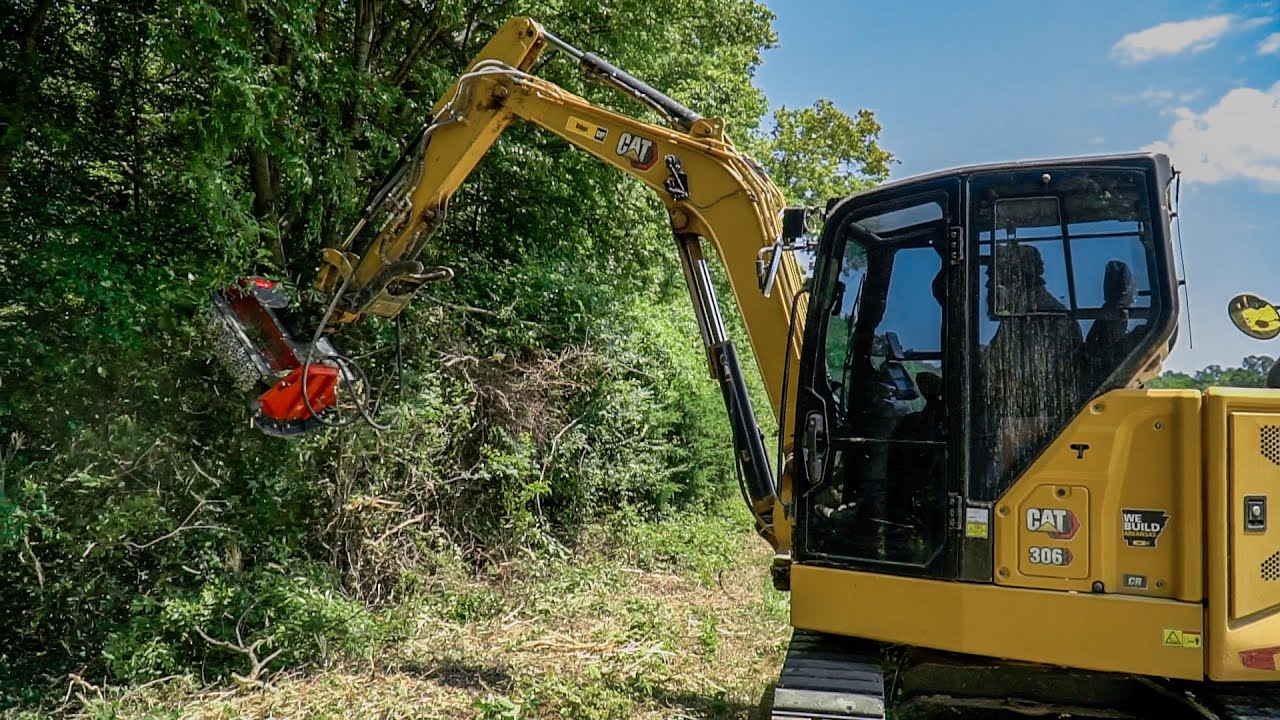 Mongo Fixed Tooth Forestry Mulcher Overview