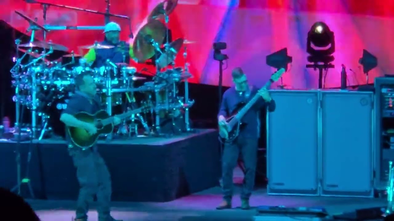 Dave Matthews Band / Stefan Lessard - Anyone Seen The Bridge?  ( scat outro) - Bethel, NY 2025 