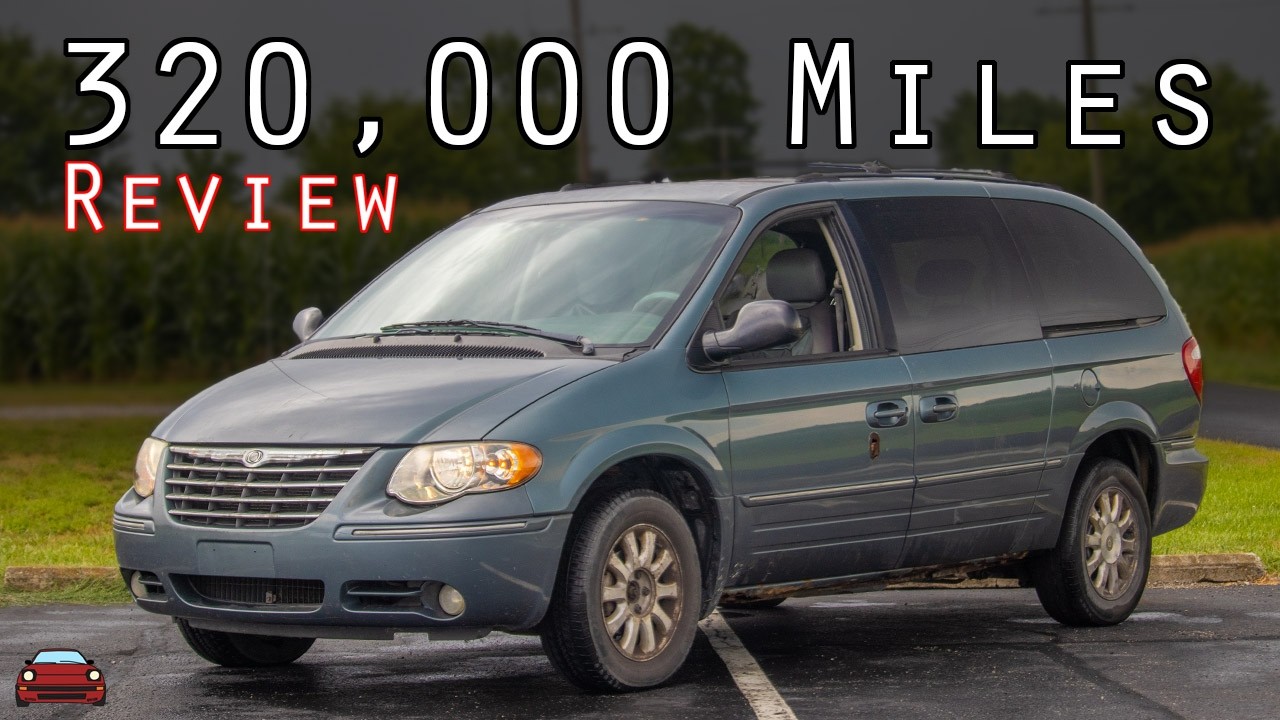 2006 Chrysler Town & Country Review - A 320,000 Mile Survivor Minivan!