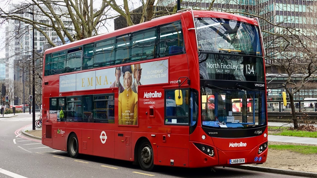 London Bus Route 134 - North Finchley to Warren Street - Subtitles