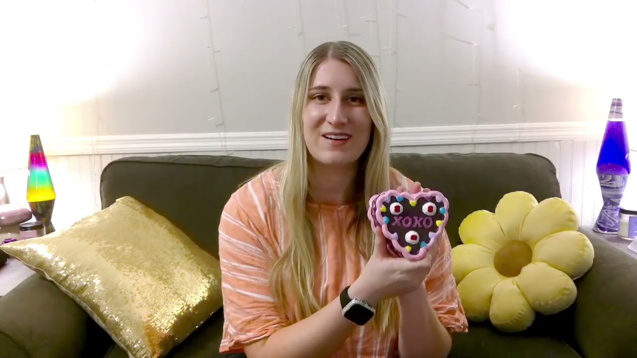 Is the $8 Creatology Cake Kit Worth It? | Painting a Ceramic Cake: Chocolate & Conversation Hearts!
