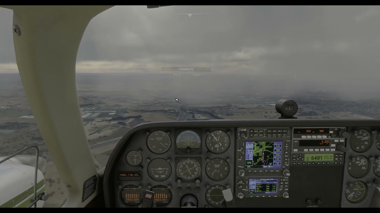Microsoft Flight Simulator, Cessna C310R landing at Madrid