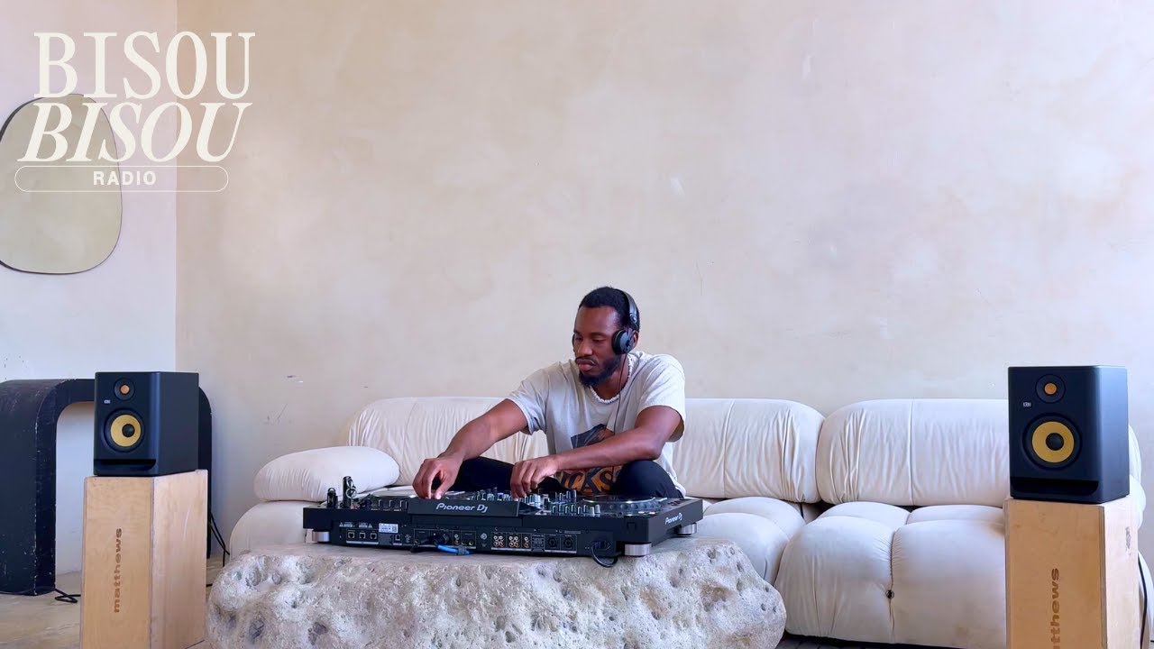 Smooth House Mix in a Brooklyn Loft | Set 44 | DAYE. (Deep House, Soulful Rhythms)