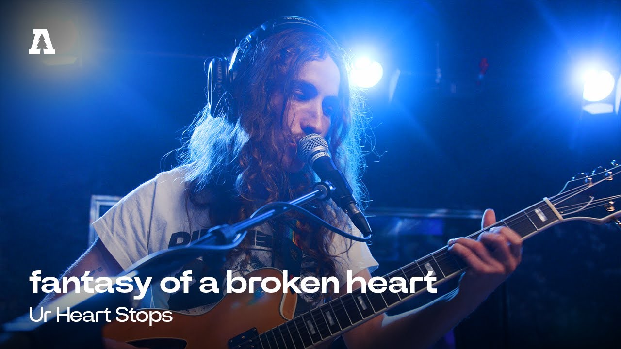 Фантазия о разбитом сердце - Ur Heart Stops | Audiotree Live