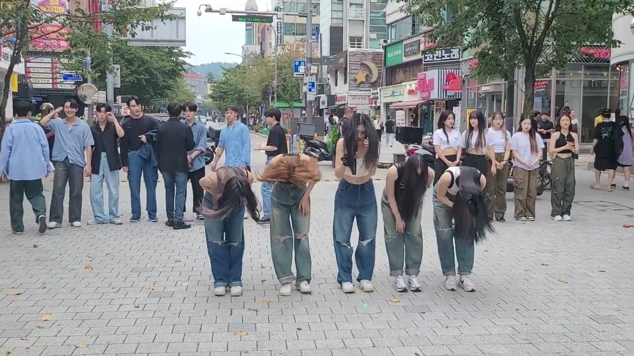 2023.08.27/신촌버스킹/4x4 STUDIO/팀소개