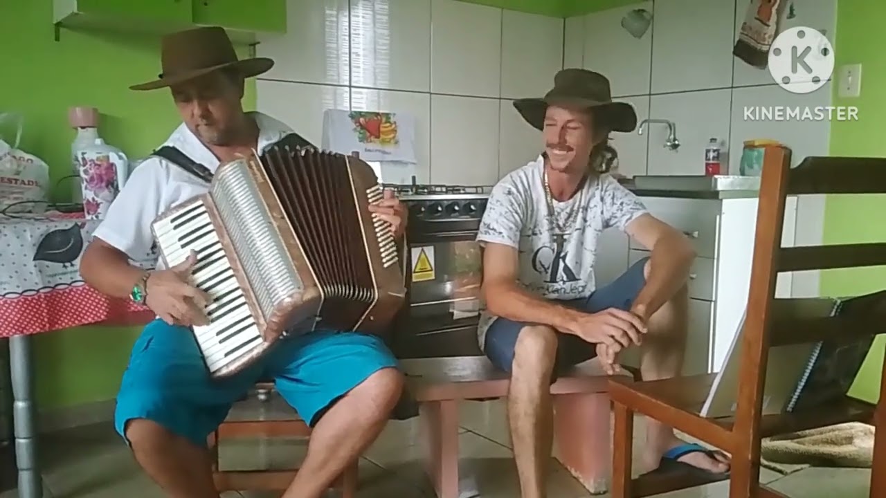Paulo e Angelo filho musica / visita na estância do 🐓 galo roxo/
