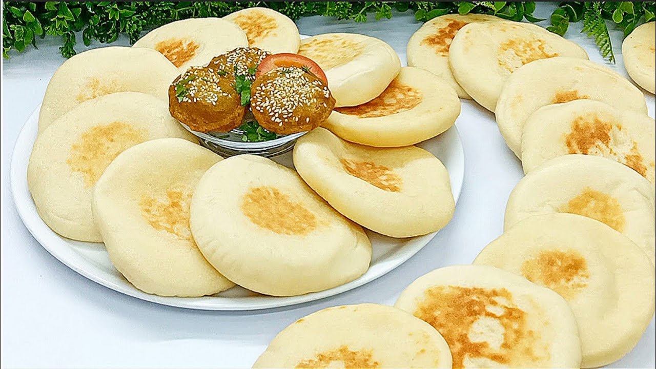 لسحور رمضان❗العيش الشامي بدون فرن❗أو خبز الطاسة بأسهل وأنجح طريقة خفيف وطري جدا أحلى من عيش الأفران
