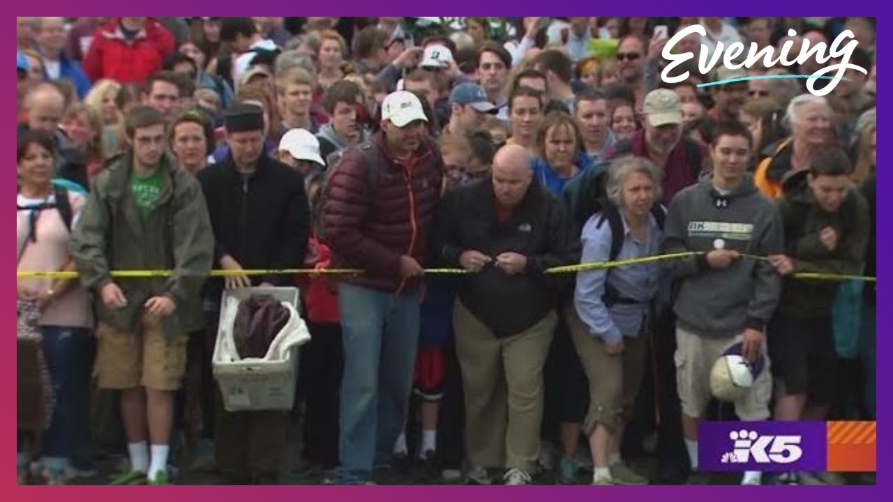 Bainbridge rummage sale is a mad dash for deals