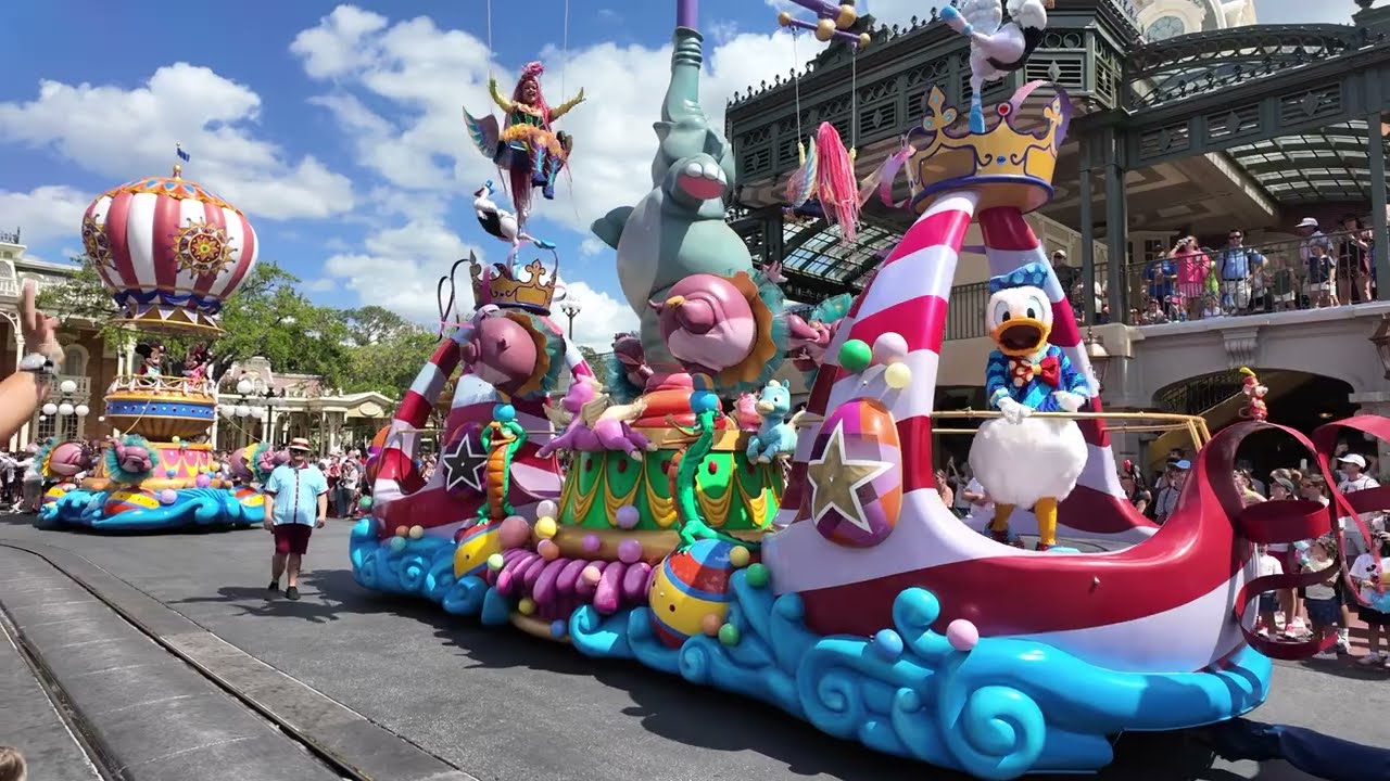 Disney Festival of Fantasy Parade 4K - (2025) Magic Kingdom Park