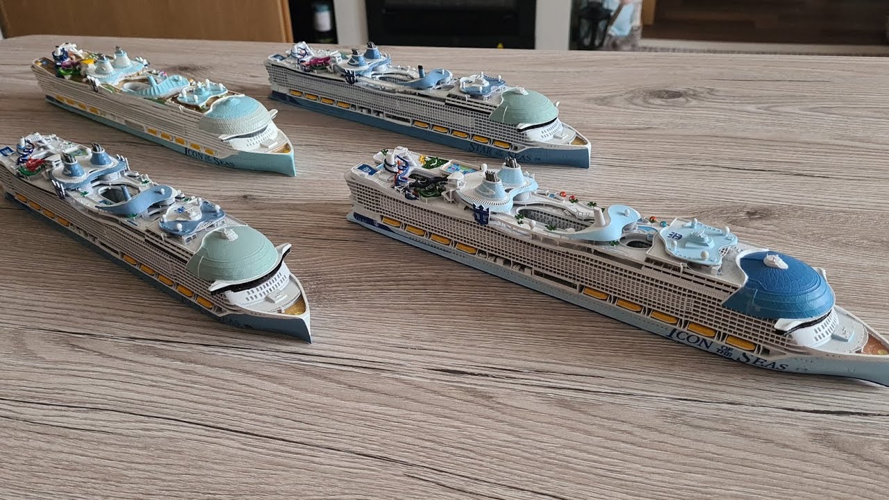 Star of the Seas / Icon of the Seas Cruise Ship Model 