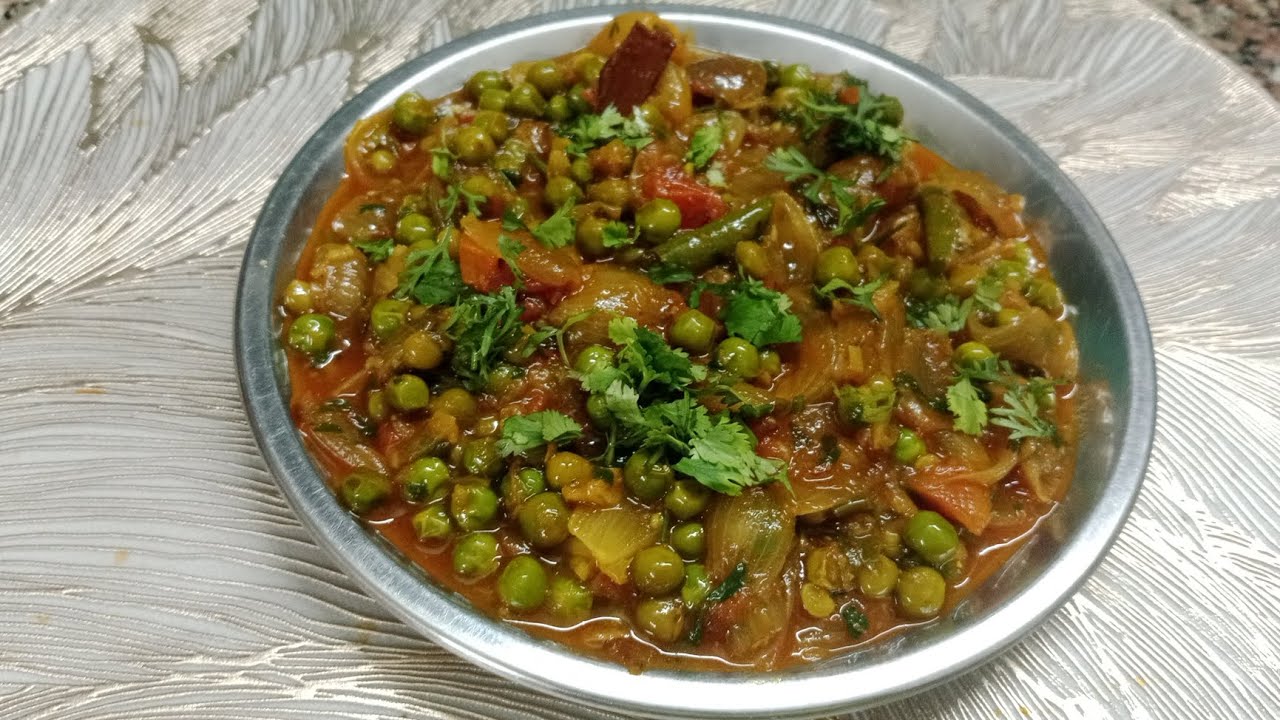 😋जब घर में कोई सब्जी ना हो तो बनाएं मटर प्याज की स्वादिष्ट सब्जी | Matar Pyaj ki Sabji