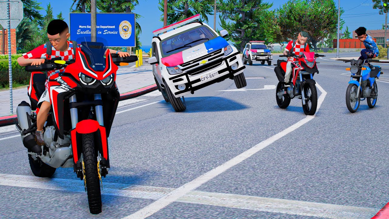 GTA V: MODS | FLAGREI MEUS AMIGOS DANDO FUGA DA POLICIA DE MOTO ROUBADA no GTA 5 O FILME