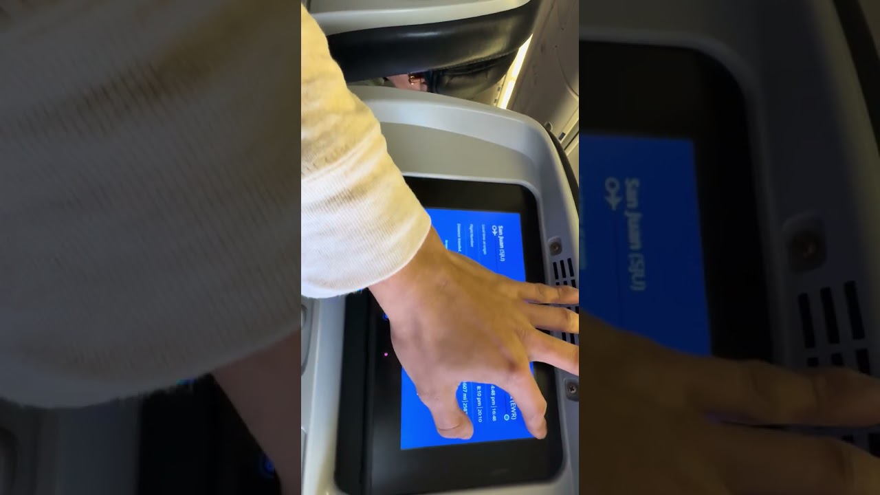 United Airlines, boeing 767.400 San Juan sju to Newark EWR internationalairport and Good musicenjoy 