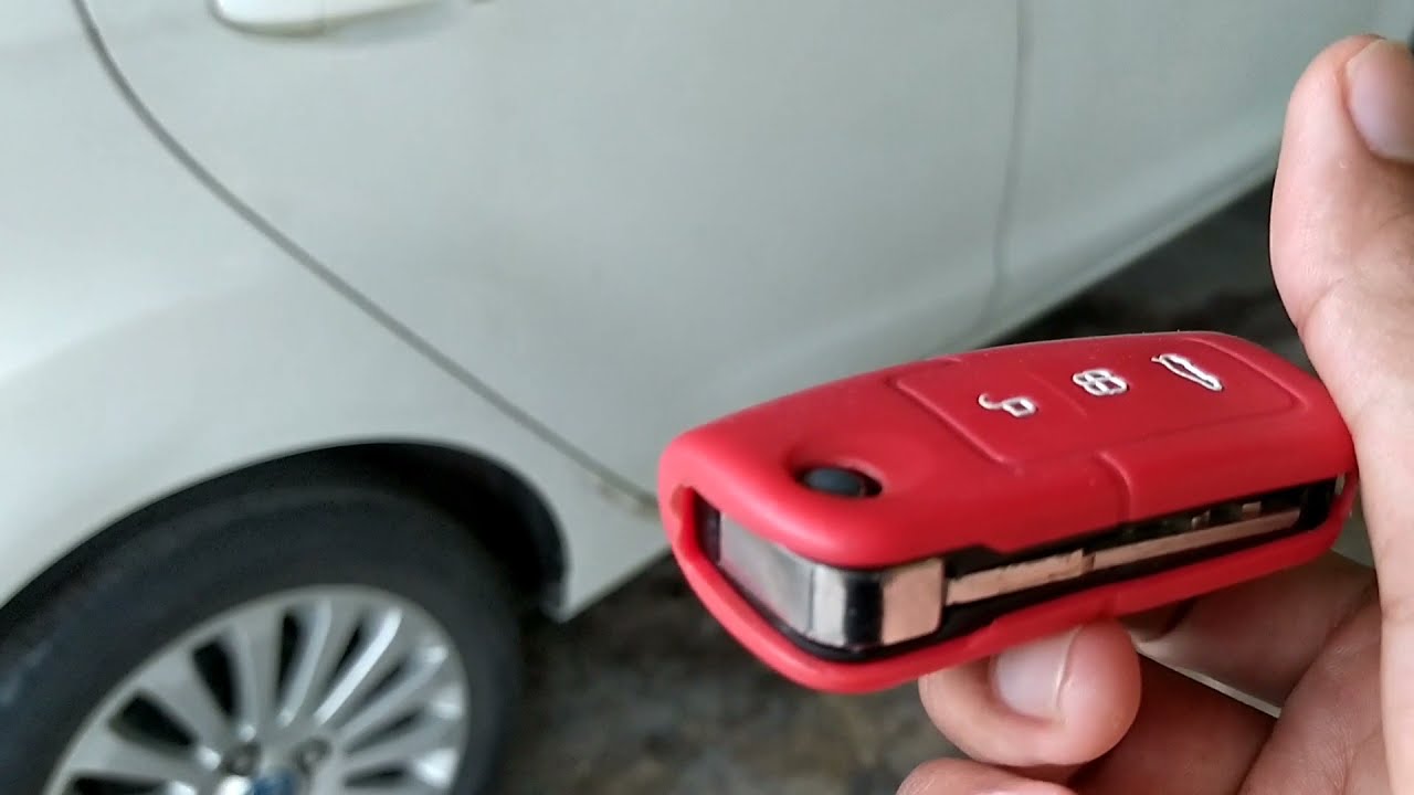 Cara membuka tutup tangki bbm ford fiesta/ecosport