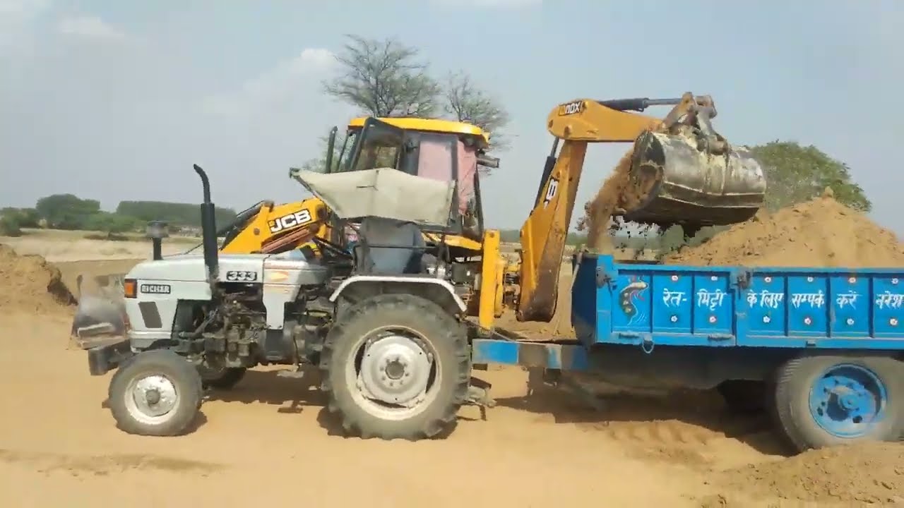 Eicher 333 in full sand dumper 