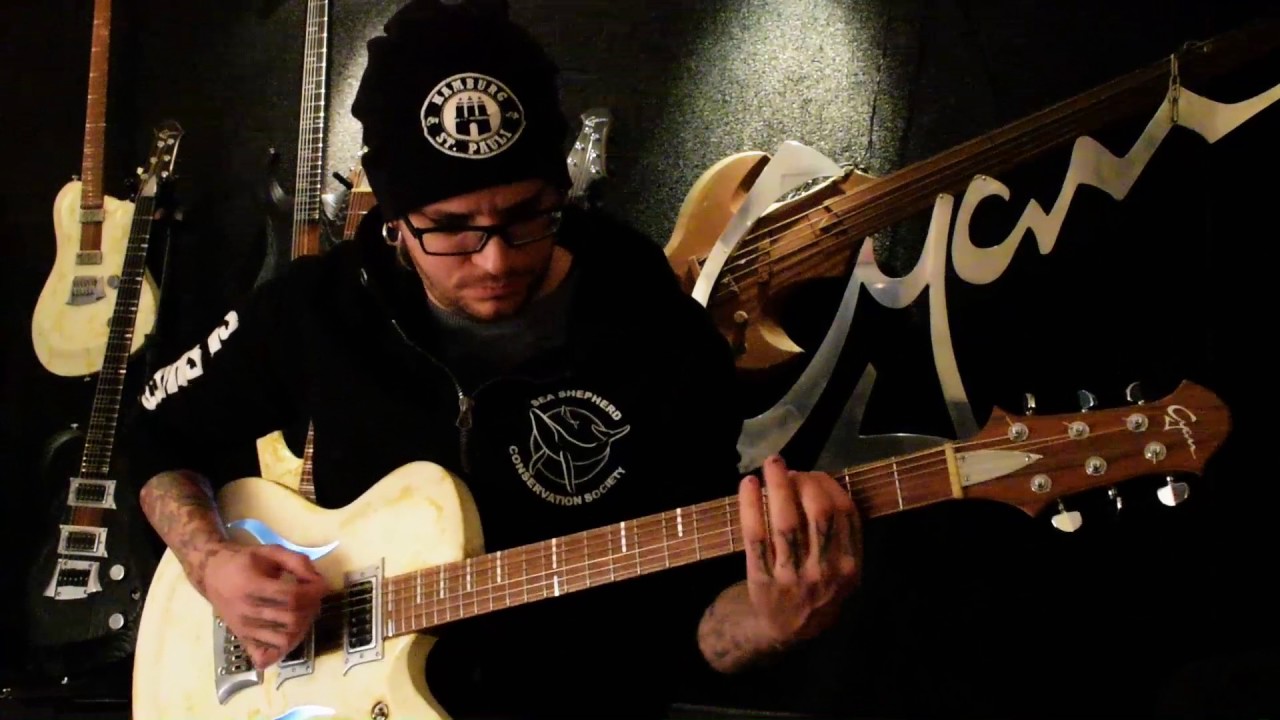 Breed 29&rdquo; Bariton &ndash; Living Colour - Guitar Sounds by Chris Harms