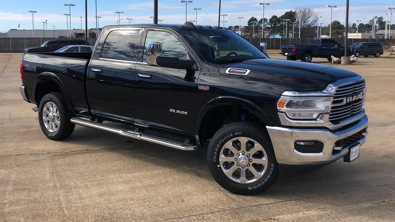 2022 RAM 2500 Laramie 6.4 HEMI V8 - A MORE Than Capable Truck