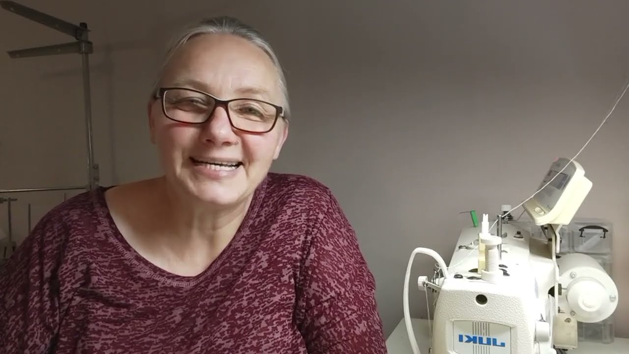 Unboxing Stoffe  und stöbern im  Rödel Wolle Katalog