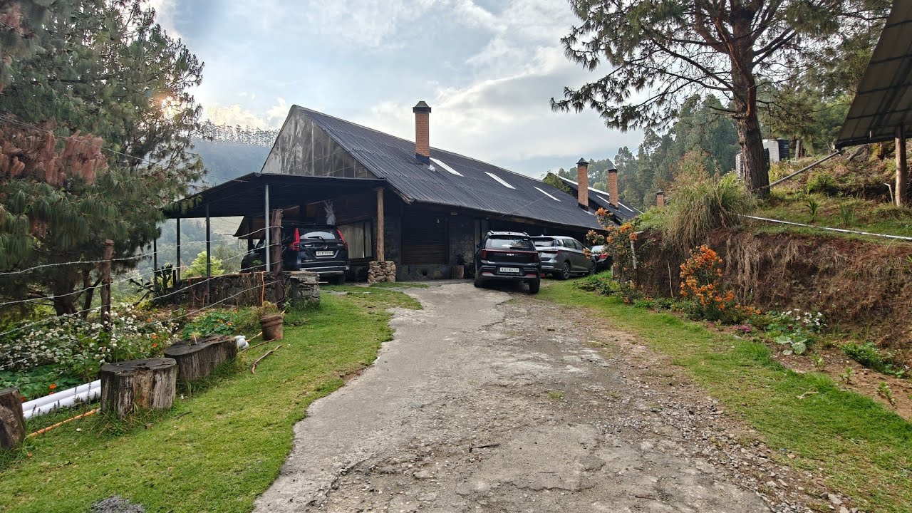 Hidden Gem in Munnar | Vattavada Log Cabin Stay at The Only Place ⛰️🌲