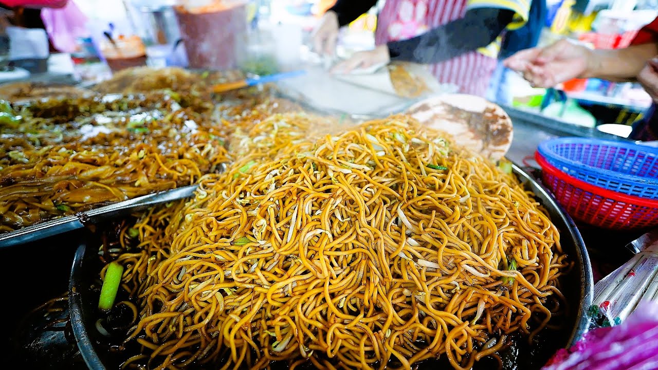 Penang Morning Market - Jelutong Street Hawker Food ~ Malaysia Street Food Morning Market 槟城日落洞早市美食街