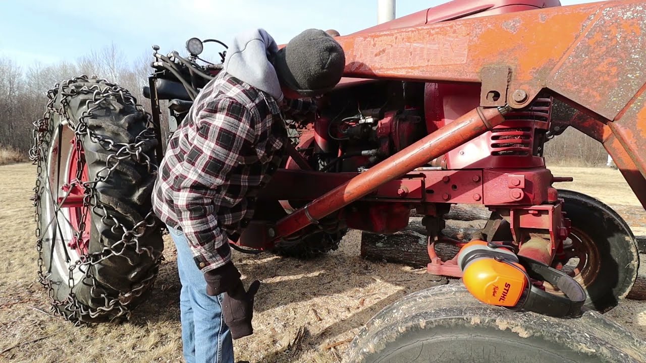 THE FARMHOUSE. Before surgery. Getting the last things done. Farmhouse cooking. Farmall M at work.