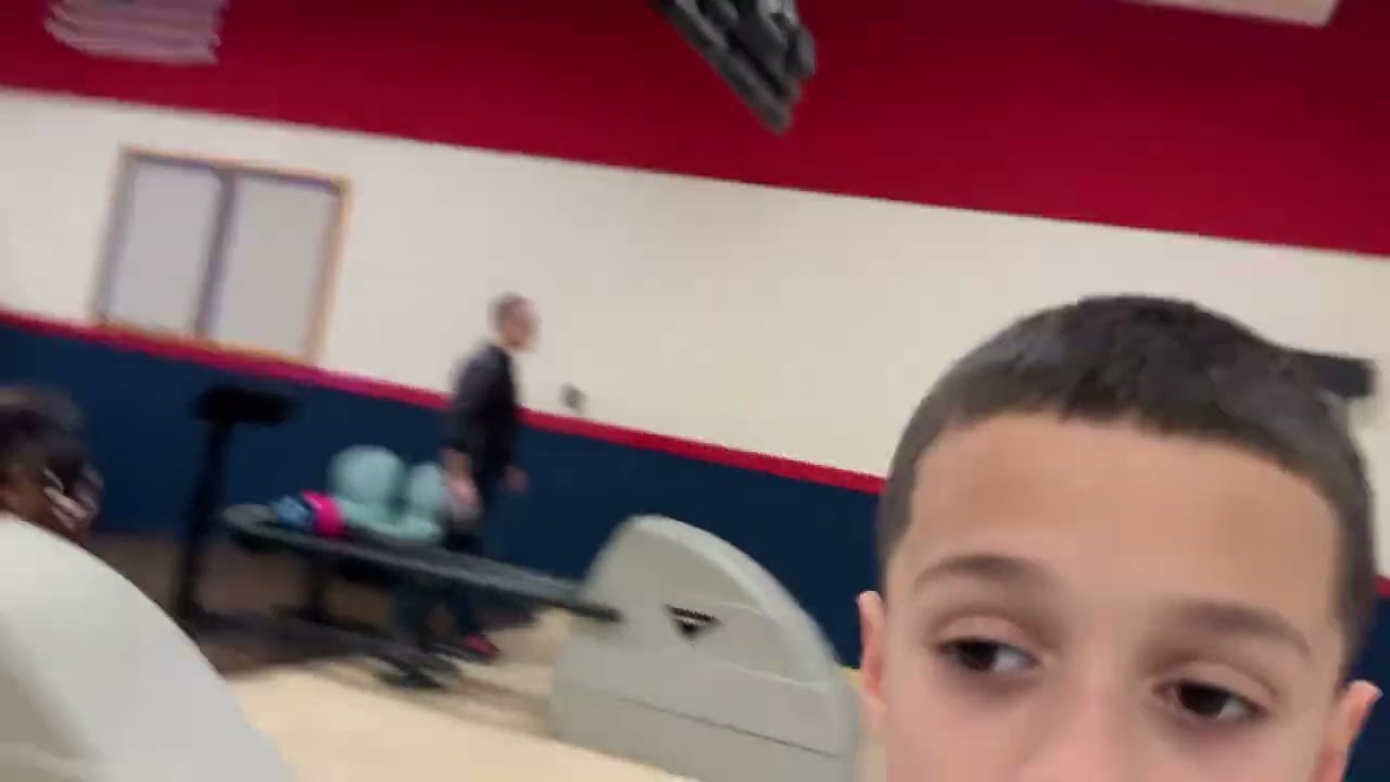 We ar￼e bowling ￼