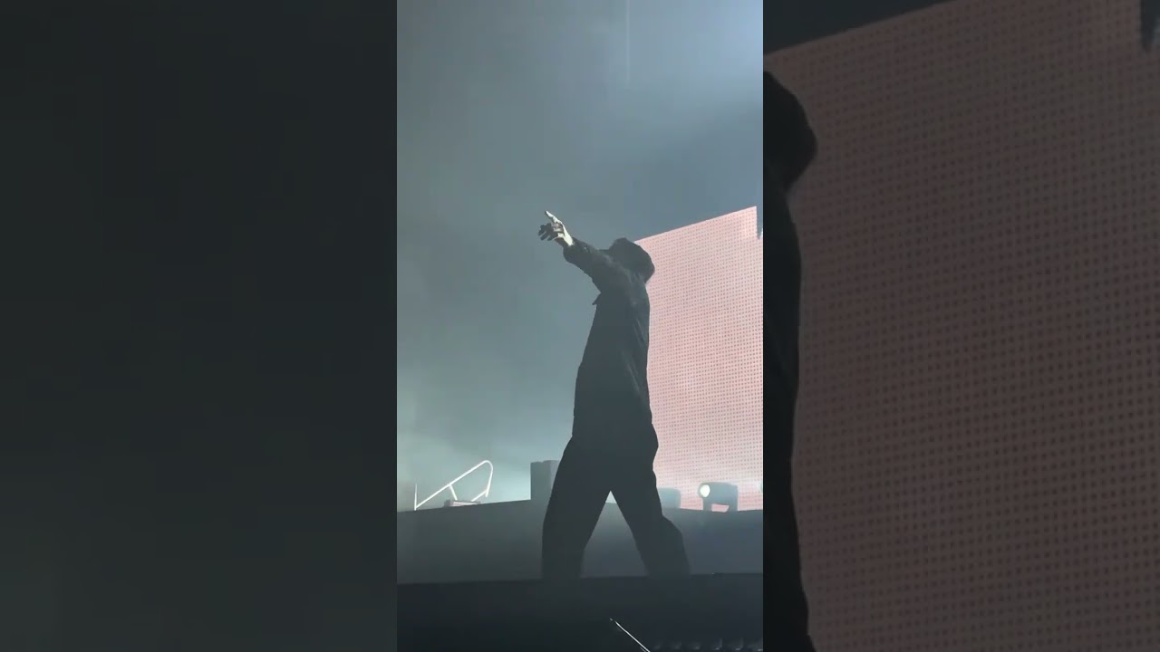 Bad Omens - ARTIFICIAL SUICIDE Live in Zurich, CH - 04/12/2025 