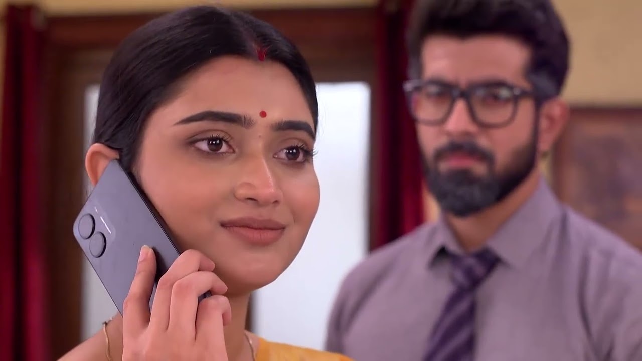 Jagadhatri - জগদ্ধাত্রী সেজেই দিব্যা সেনকে ভয় দেখালো দুর্গা !