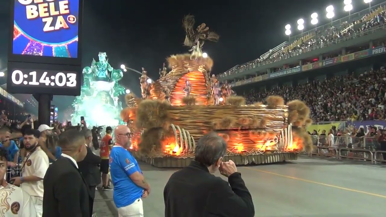 DESFILE OFICIAL TOM MAIOR COMISSÃO DE FRENTE CARNAVAL 2026