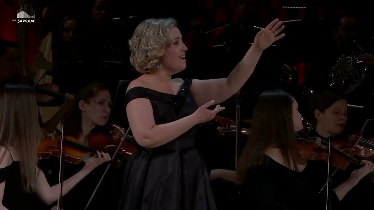Nadezhda Pavlova THE TALES OF HOFFMANN OFFENBACH