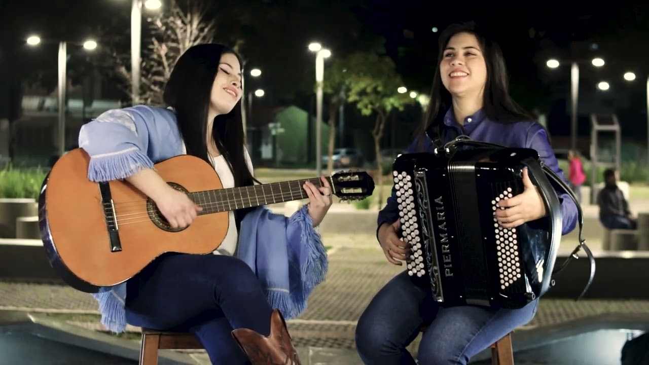 Vicky Sanchez, Silvina Escalante - Fuerte No Soy (Video Oficial)