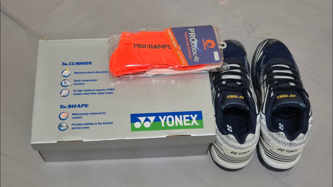 ASMR Unboxing Sepatu Badminton YONEX Velo 200 Series