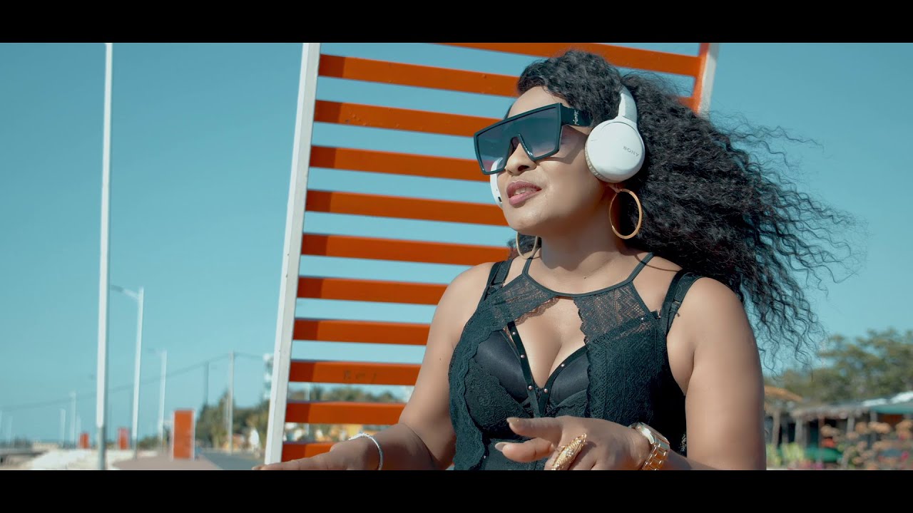 VAIAVY CHILA - Mama Miderange | NOUVEAUTE CLIP GASY 2020 | PREMIUM MUSIC COULEUR TROPICAL