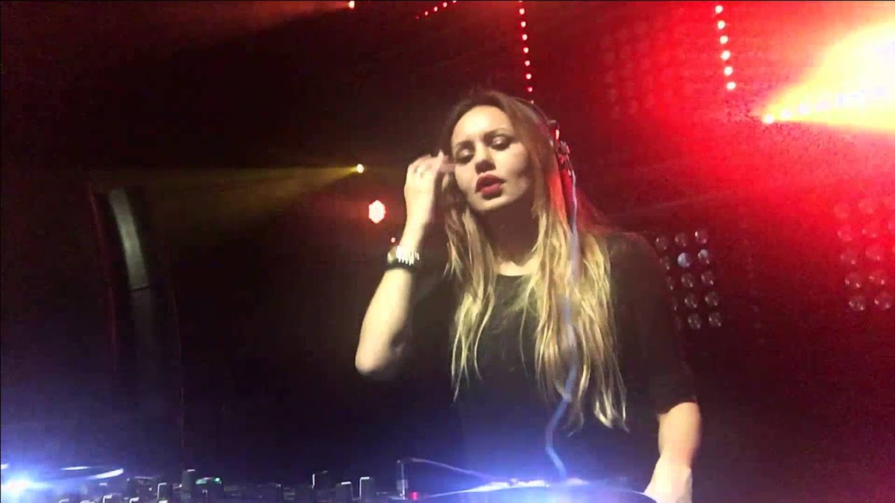 Deborah De Luca @ WONDERLAND FESTIVAL - Amsterdam 15.02.2016
