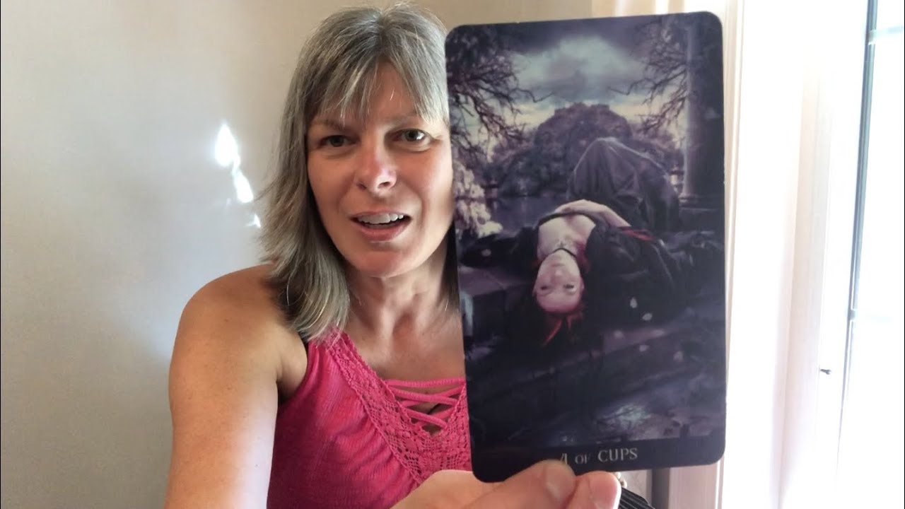 Leo - This Connection Will Give You Tingles!  Weekly Zodiac Reading.