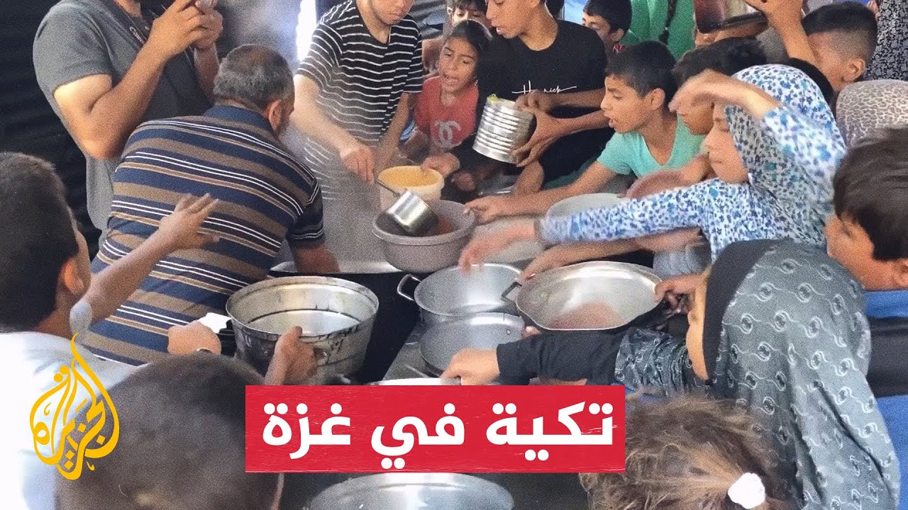 حشود تتدفق على مطعم خيري مع تصاعد المجاعة في غزة