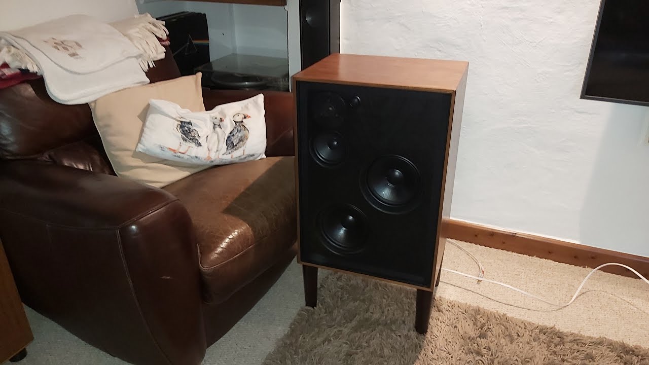 Wharfdale Kingsdale 3 vs Celestion Ditton Part 4 - Sound clips
