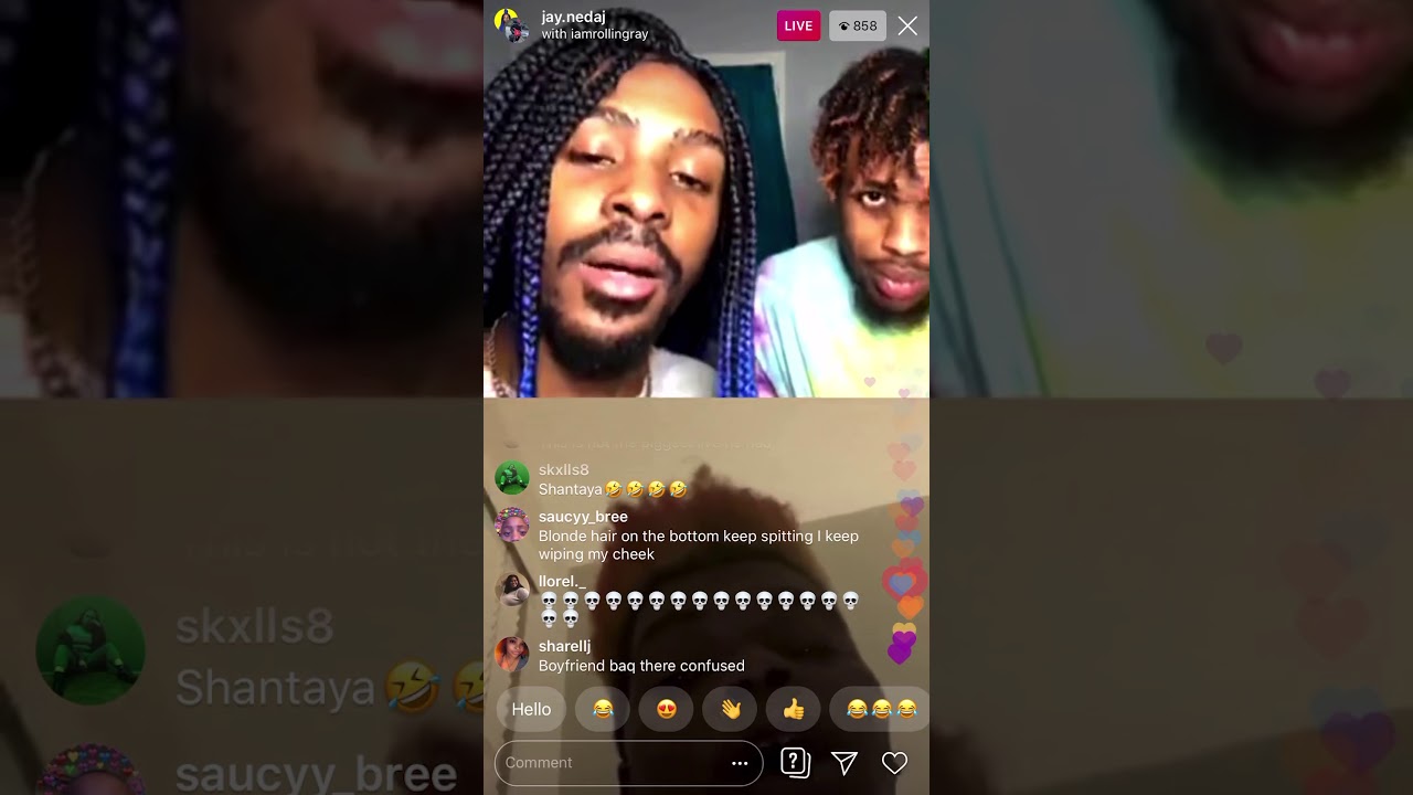 Rolling Ray letting y’all know his “views STAND UP”