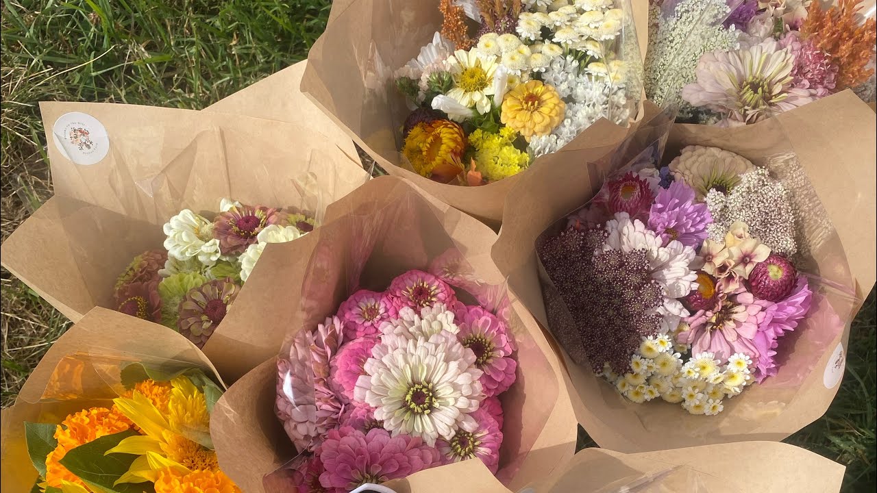 Selling flowers and preparation for a farmer’s market