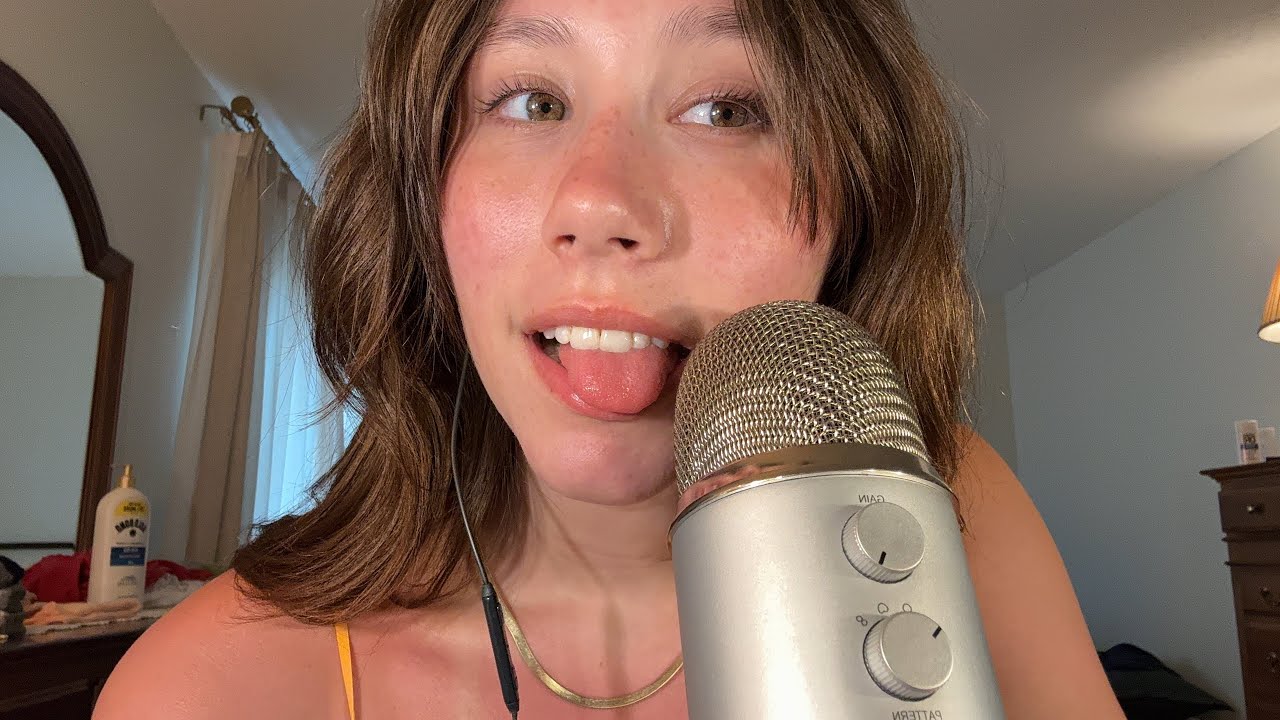 ASMR | 30 Minutes of Slow & Gentle Mouth Sounds + Other Triggers