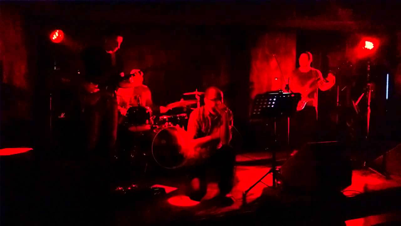KAMP - FRONT PAGE (live @ Death Disco 17/5/2015)