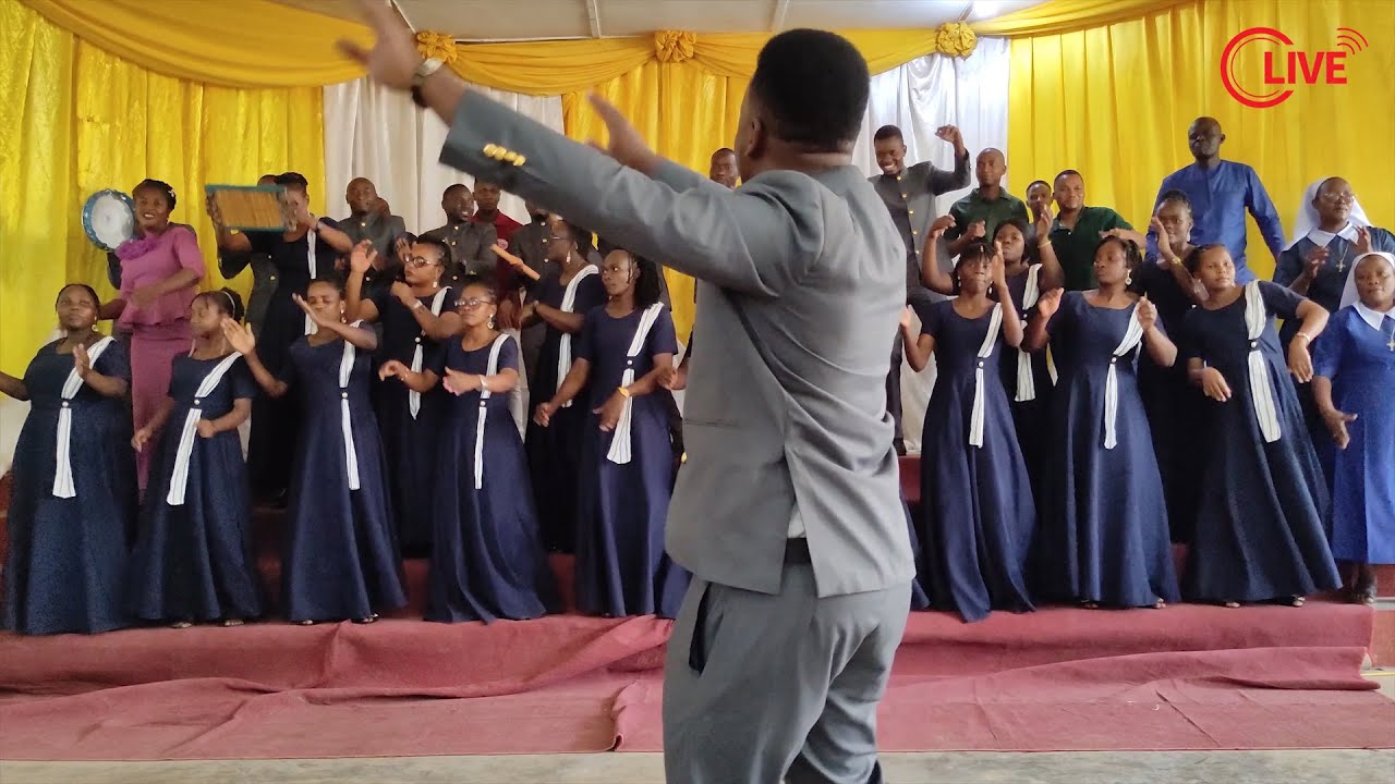 JMC LIVE PERFORMANCE -NAOMBA BARAKA (salisali)