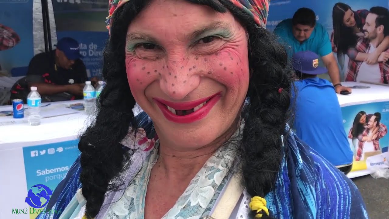 Festival  Salvadoreño en hempstead New York con las señora Tenchis