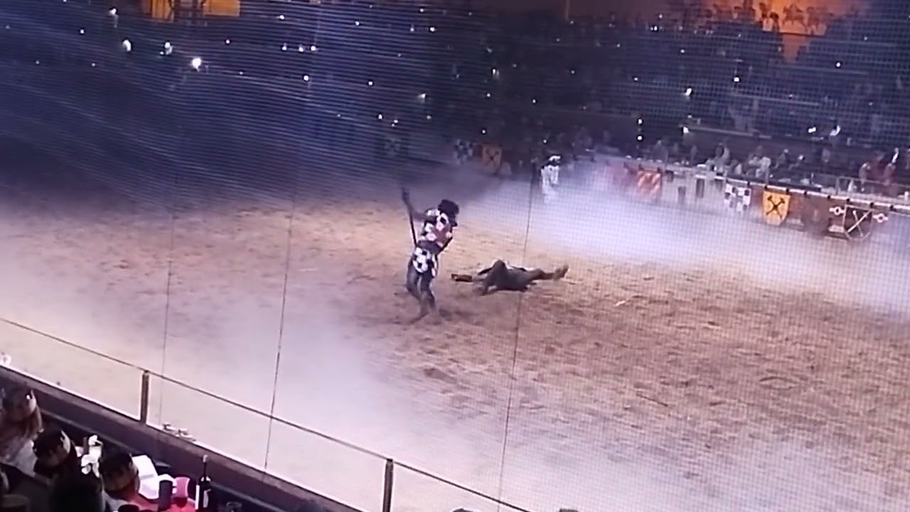 Medieval times pt2 GREEEEEEEEEEEEEENNNNN