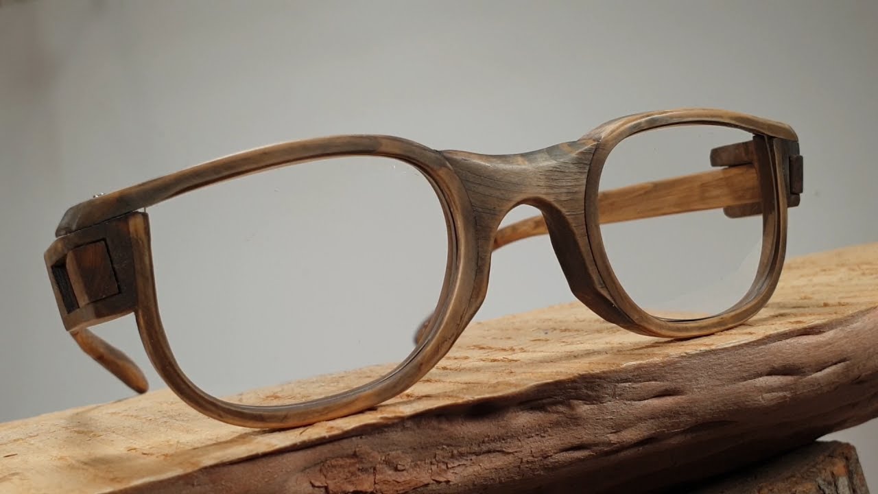 Design Eyewear by bending Arctic Juniper - without metallic hinges